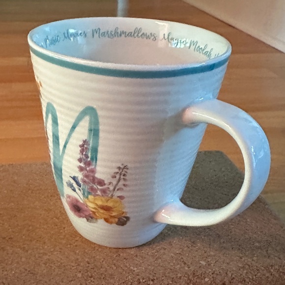 Lisa Audit Letter M Mug Cup - Picture 7 of 13
